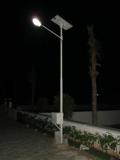 solar-street-light